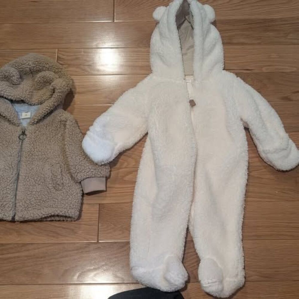 Two(2) Bear 0-3mo Unisex Baby Fleece Jackets
